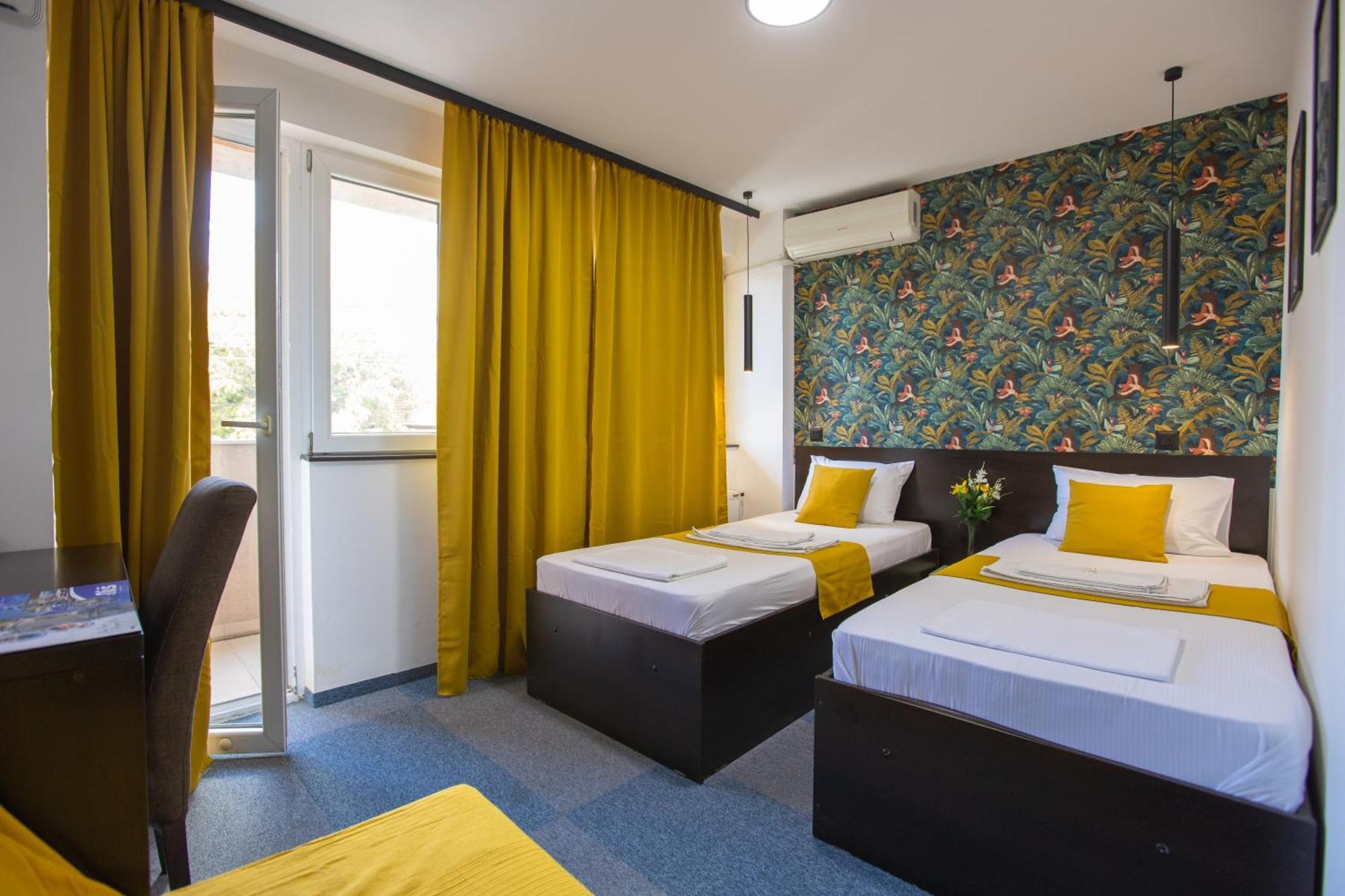 4 Rooms Apartments Nis Exterior photo